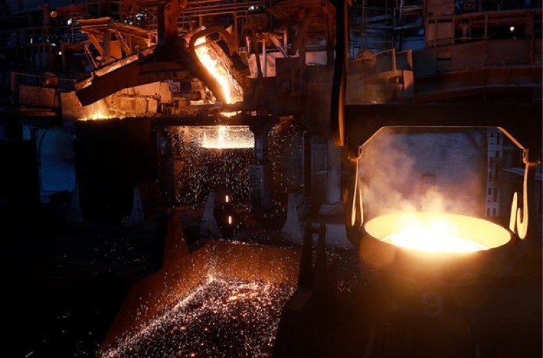 23 марта Член Ассоциации «Русская Сталь» - АО «ОМК», на Выксунском металлургическом заводе остановил крупнейшую в России сталеплавильную мартеновскую печь